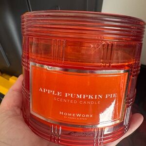 HomeWorx Apple Pumpkin Pie Scented Candle - Red